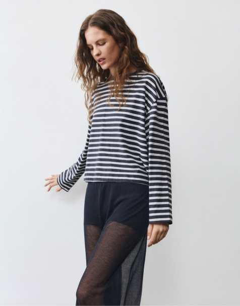 Pull&Bear boxy-fit langærmet T-shirt i stribet - view 1