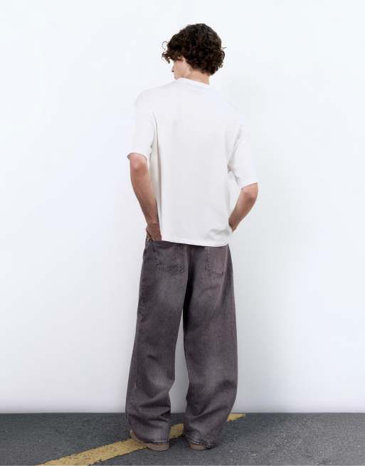 Pull&Bear Boxy t-shirt with pocket in off white, 4 of 4