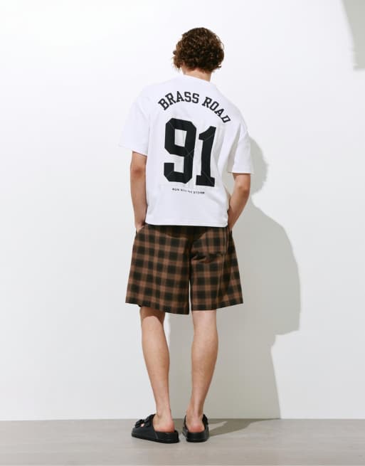 Pull&Bear Brass road boxy t-shirt in white, 2 of 4