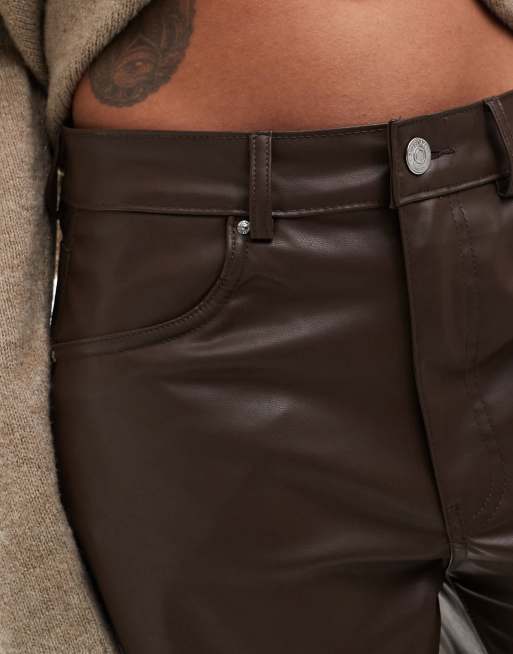 Pull&Bear – Brązowe spodnie z imitacji skóry z prostymi nogawkami, 5 z 5