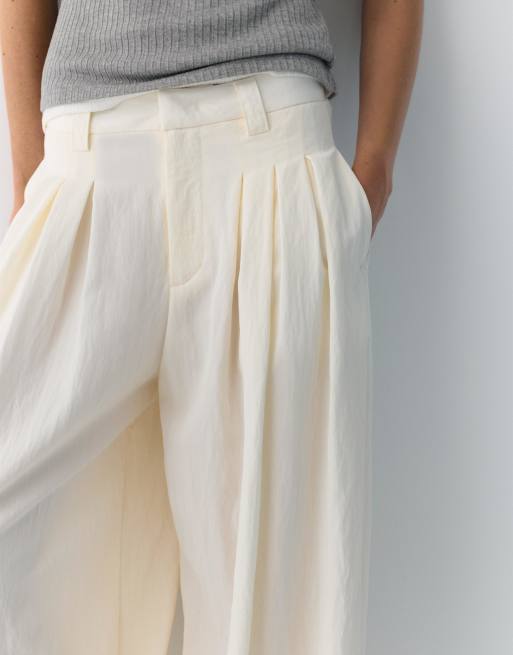 Pull&Bear - Broek met ballonpijpen en figuurnaden in beige, 2 van 4