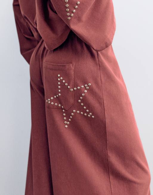 Pull&Bear broek met wijde pijpen en sterren in bordeauxrood, 3 van 7