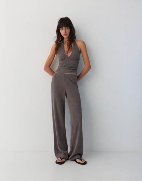 Pull&Bear – Bruna byxor i crepe med raka ben - view 1