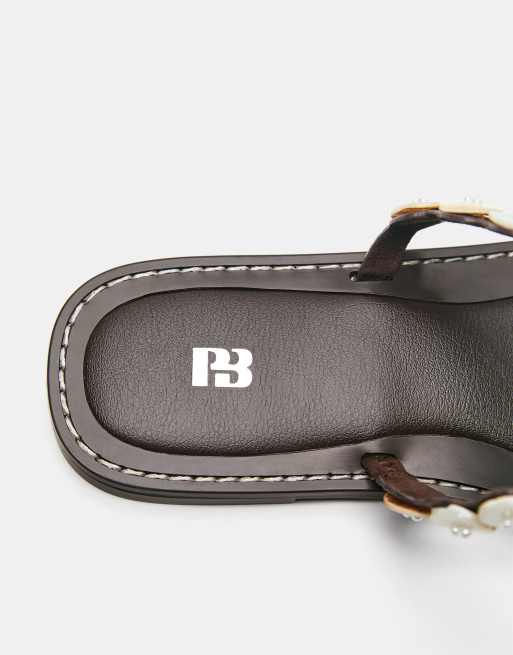 Pull&Bear - Brune flade sandaler med knapper, 4 af 4