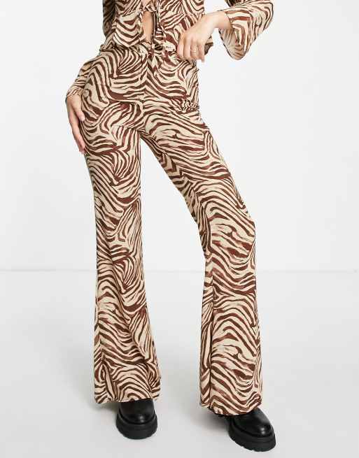 Pull&Bear - Brune zebrabukser - Del af sæt