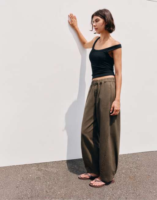 Pull&Bear bukser med elastisk talje og barrel-ben i brun, 3 af 7