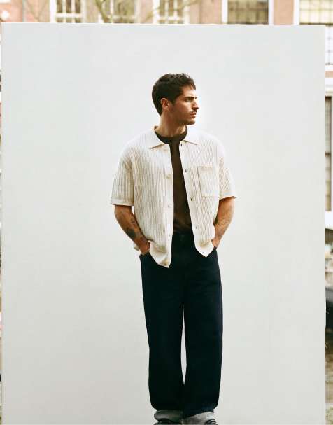 Pull&Bear - Camicia a maniche corte in maglia bianco sporco - view 1