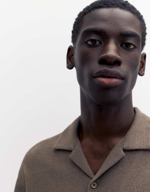 Pull&Bear - Camicia a maniche corte in spugna marrone talpa, 3 di 4