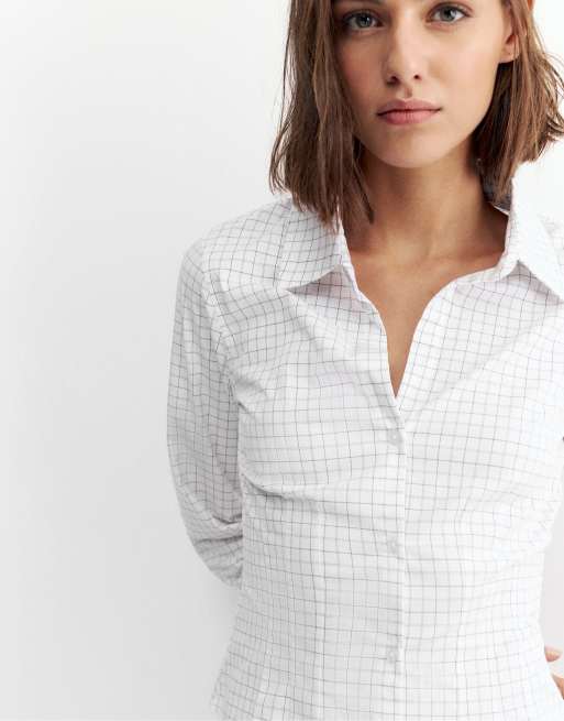 Pull&Bear camicia aderente con polsini ampi in antracite, 3 di 7