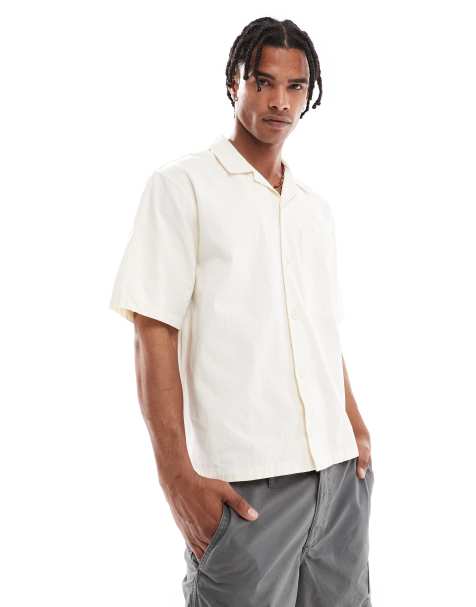 Pull&Bear - Camicia écru increspata testurizzata con colletto a rever - view 1