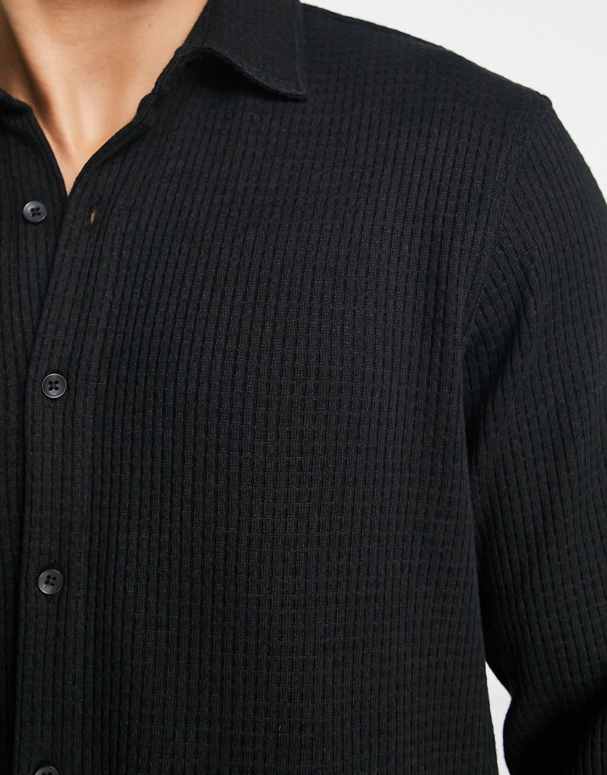 Camicia testurizzata nera in seersucker-Nero - Pull&Bear Camicia donna  - immagine1