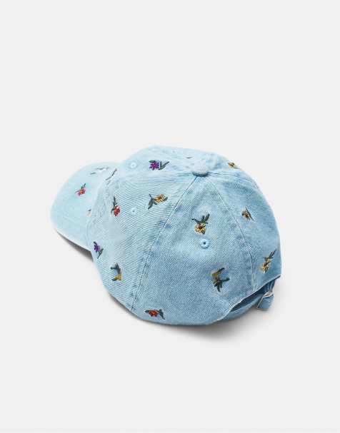 Pull&Bear Cap mit Blumenstickerei in Schwarz - view 1