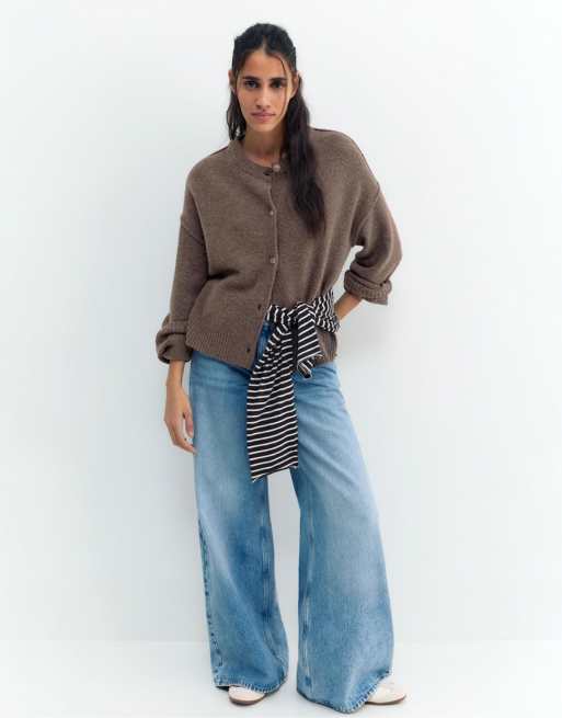 Pull&Bear Cardigan with raglan sleeves and buttons in brown, 4 of 4