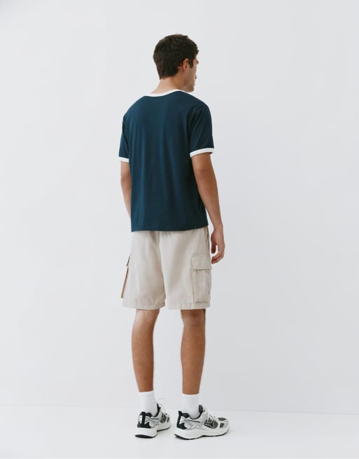 Pull&Bear Cargo bermuda shorts in beige, 2 of 7