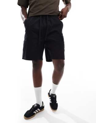 Pull&Bear – Cargo-Bermudashorts in Schwarz - view 1