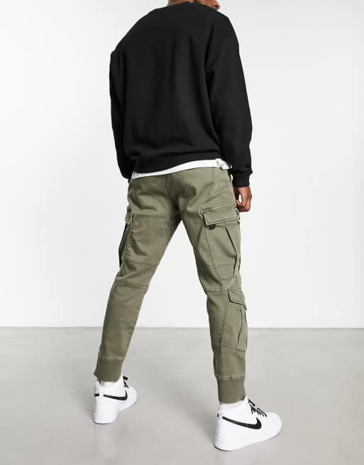 Tailored jogger pull hot sale and bear