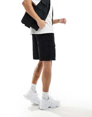 Pull&Bear cargo short in black