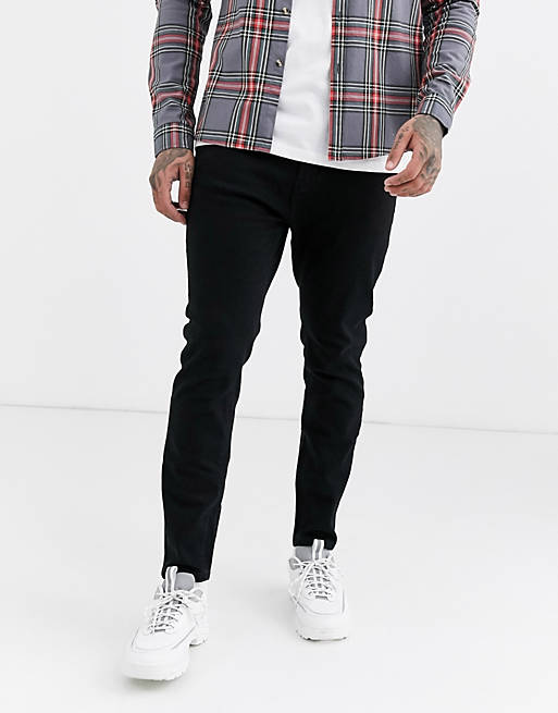 these pay moron Pull&Bear carrot jeans in black | ASOS