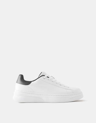 White 4