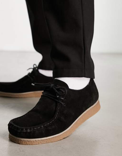 ASOS DESIGN - Chaussures à lacets en daim avec semelle en gomme et bout  rond surpiqué - Noir