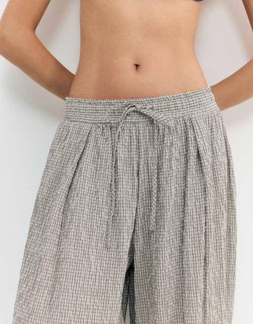 Pull&Bear Check sarouel trousers in ice, 3 of 4
