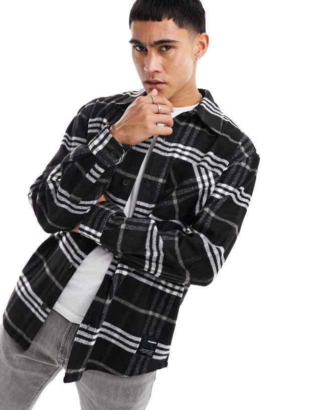 Pull&Bear - checked overshirt in black