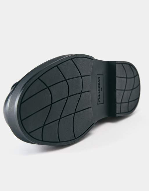 Pull&Bear Chelsea ankle boots in black, 5 of 5