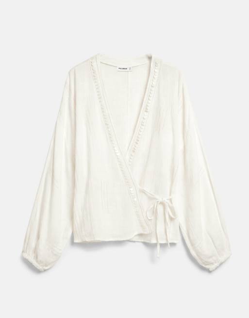Pull&Bear - Chemise cache-cœur ornée de perles - Blanc, 4 de 4