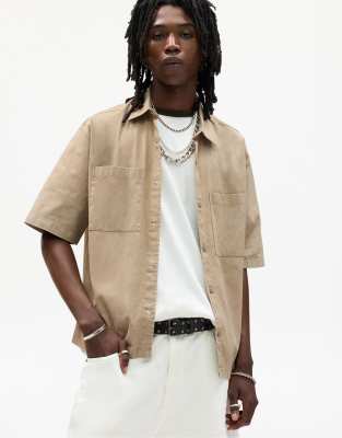 Pull & Bear - Chemise délavée à manches courtes - Marron