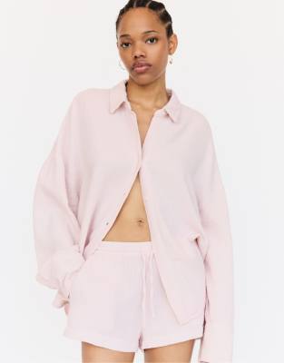 Pull&Bear - Chemise en mousseline à manches longues - Rose