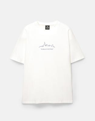 Pull&Bear Chicago t-shirt in off white - view 1