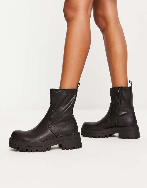 Pull & clearance bear ankle boots