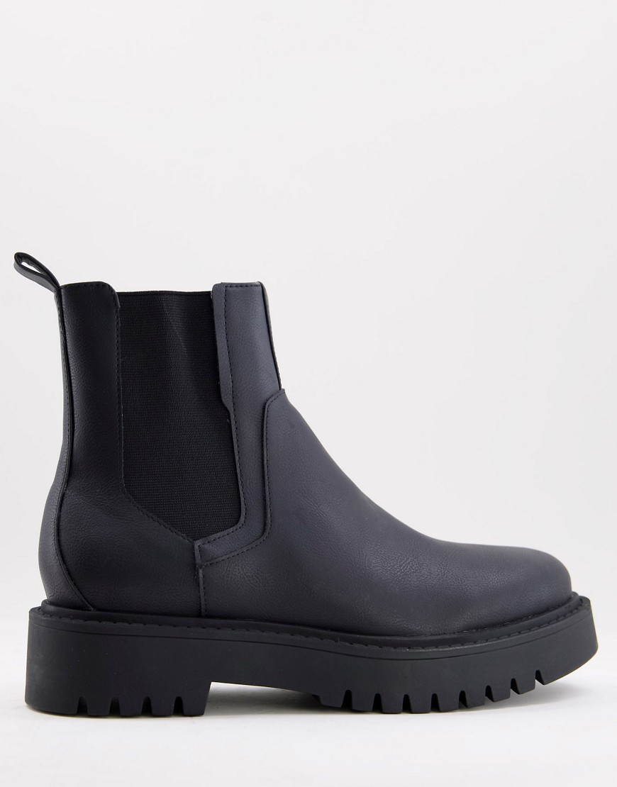 Pull & Bear Chunky Chelsea Boots In Black