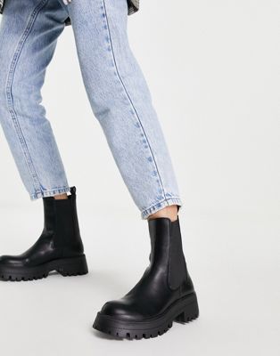 Pull&Bear chunky chelsea boots with pull on tab in black