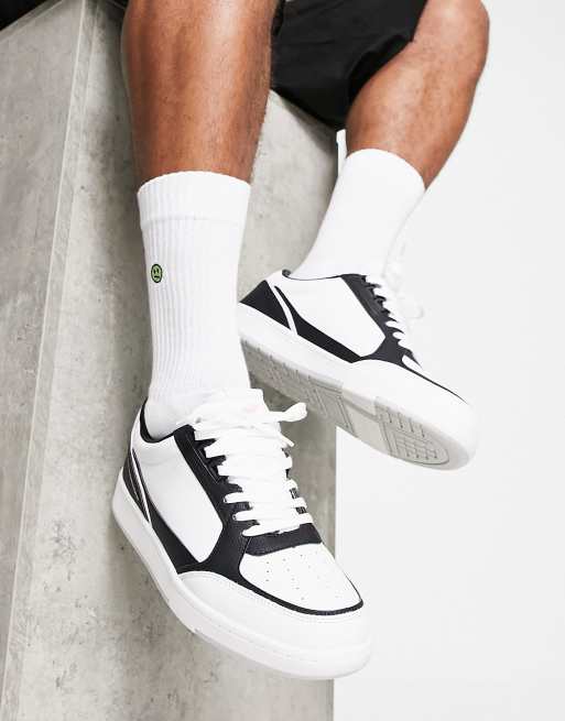 Pull&Bear sneaker in white and black