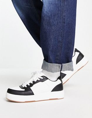 Pull&Bear chunky contrast trainers with black panels in white