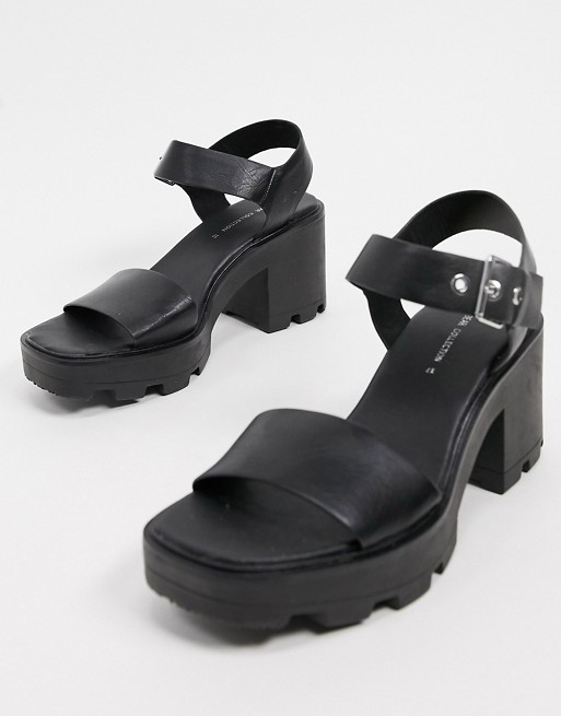 Pull&Bear chunky heeled sandals in black