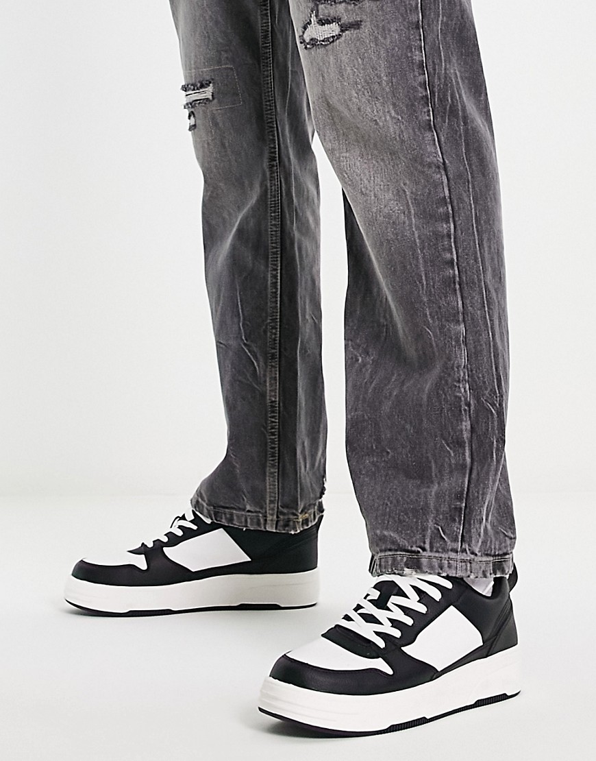 Pull & Bear chunky lace up sneakers in black and white