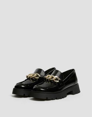 Pull&Bear chunky loafer in black with chain