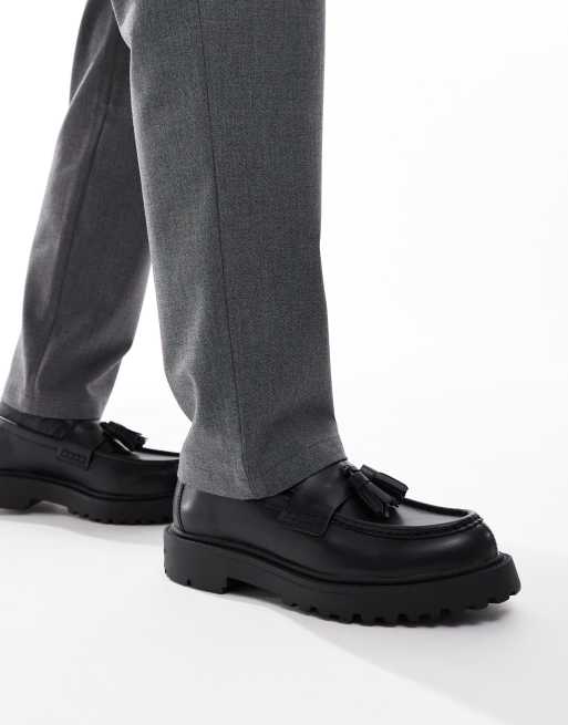 Pull&Bear - Chunky og sorte loafers med kvaster