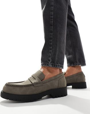 Pull & Bear chunky ridged loafer in brown