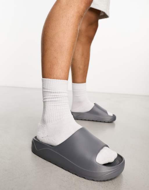 Pull&Bear chunky slider in grey