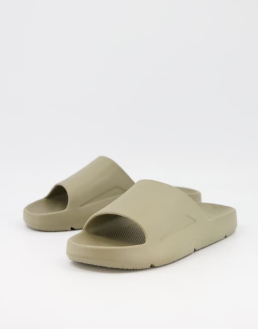 Pull and bear hot sale flip flops