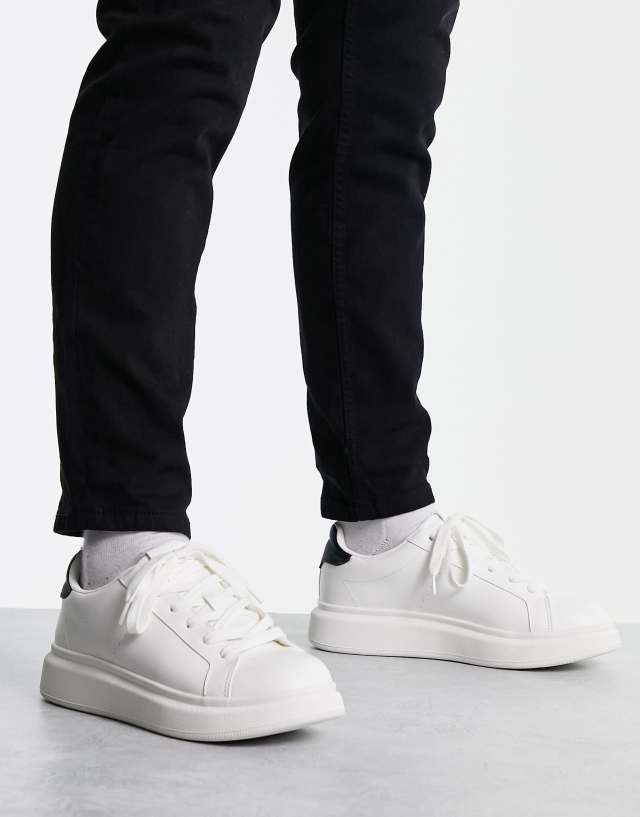 Pull&Bear chunky sneakers with back tab in white