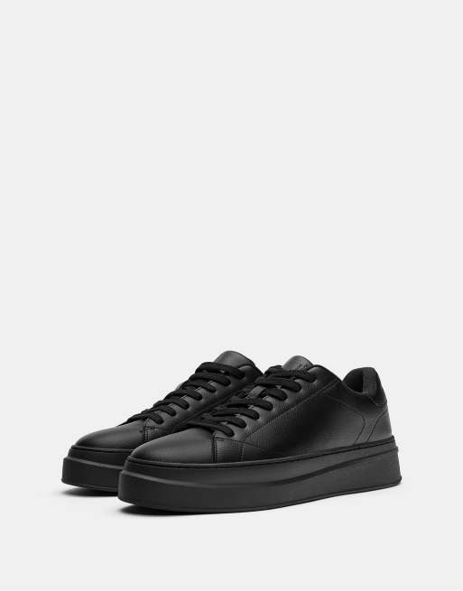 Pull&Bear Chunky trainers in black, 2 of 4