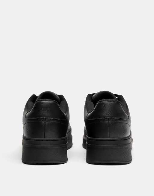 Pull&Bear Chunky trainers in black, 3 of 4