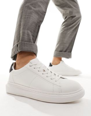 Pull&Bear chunky white trainer with black back tab