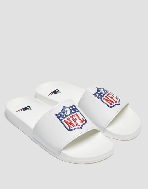 claquette pull and bear