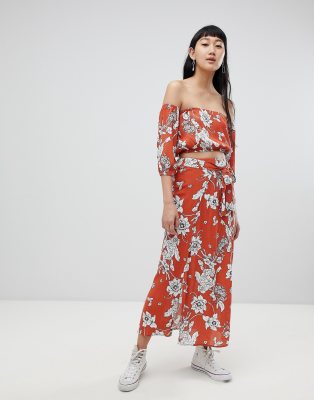 Pull&Bear Pull&Bear co-ord floral print skirt in rust-Red