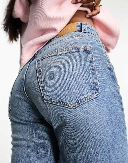 Pull&Bear - Comfortabele jeans met rechte pijpen en hoge taille in medium blauw